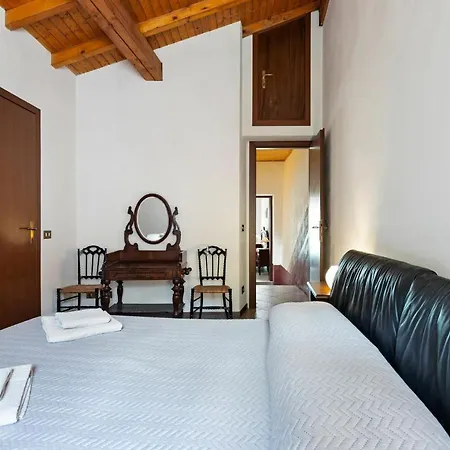 펜션 Casa Glicine On The By Halldis